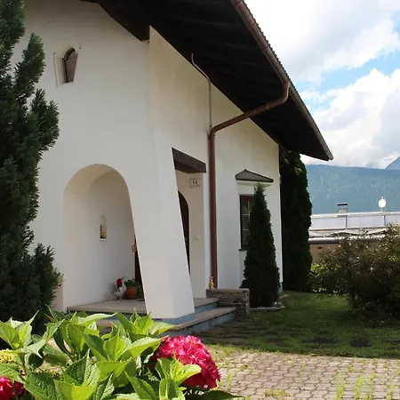 Апартаменты Embacher Вер